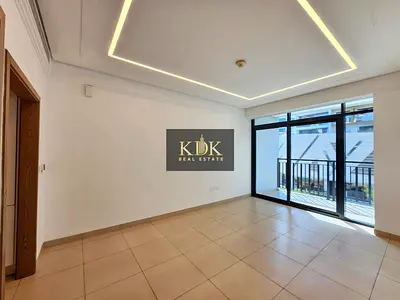Spacious Studio | Unfurnished | Fitted Kitchen