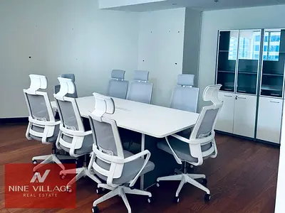 Fitted - Furnished - Ready to move