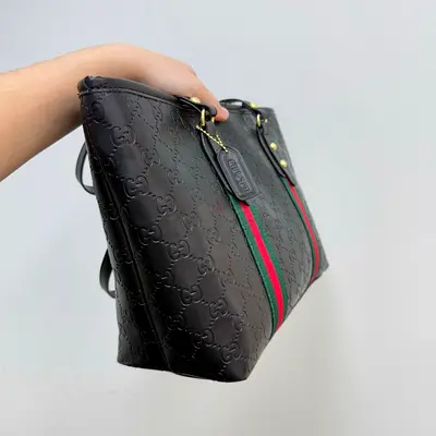 Ladies handbags