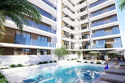 Elegant Unit with Study Room | Exclusive
