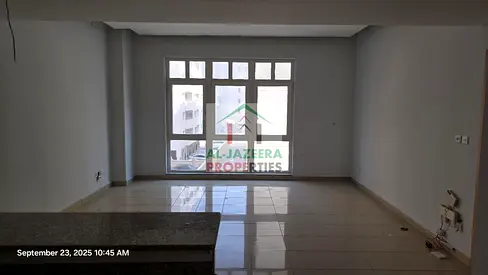 Large 3 BHK || Chiller Free || Family Building || Near to Metro