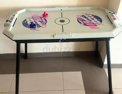 Air hockey