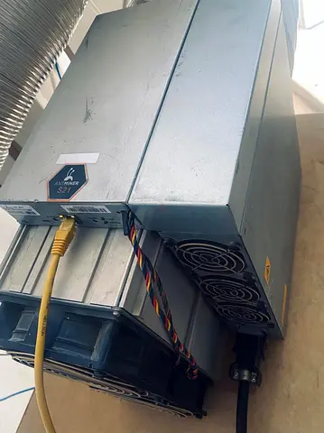 BITMAIN ANTMINER S21 200T