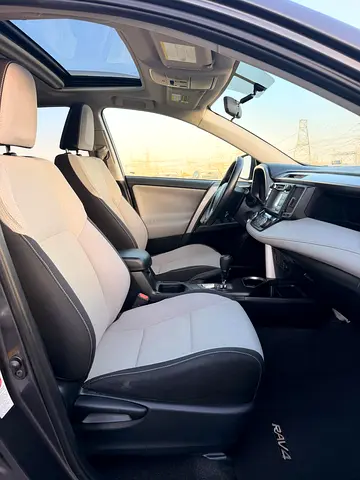 صورة 10 لـ 2016 Toyota RAV 4
