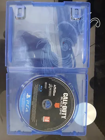 Call of Duty: Black Ops IIII (PS4) - Disc in Case