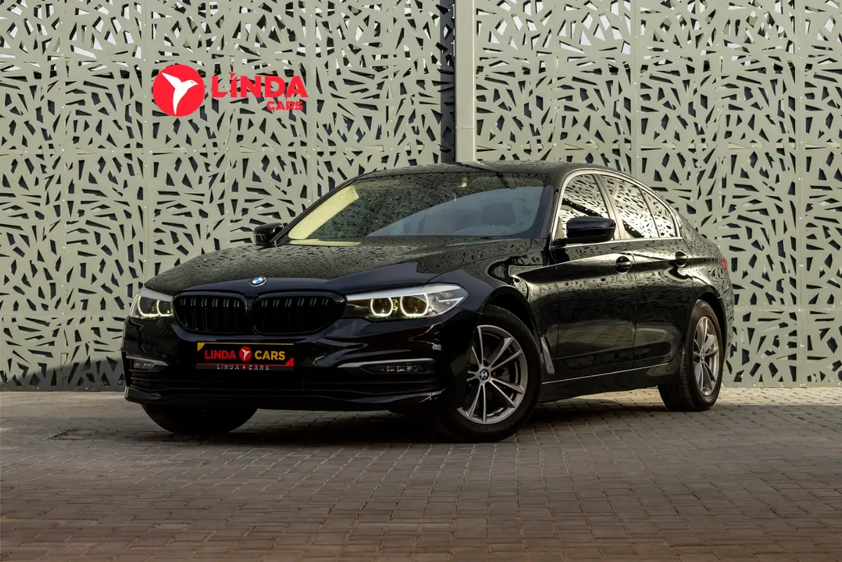 BMW 5-Series 2019 — photo 1 of 20