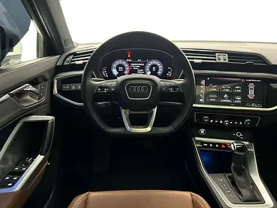 2025 AUDI Q3 — фото 8