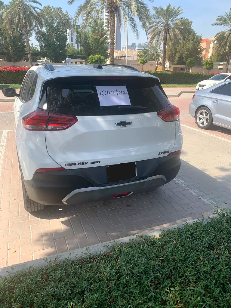 Chevrolet Trax 2021 — photo 1 of 4