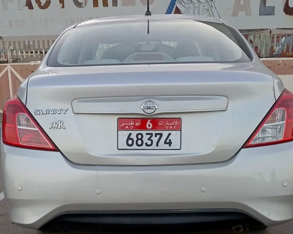 Nissan Sunny 2019 — photo 1 of 6
