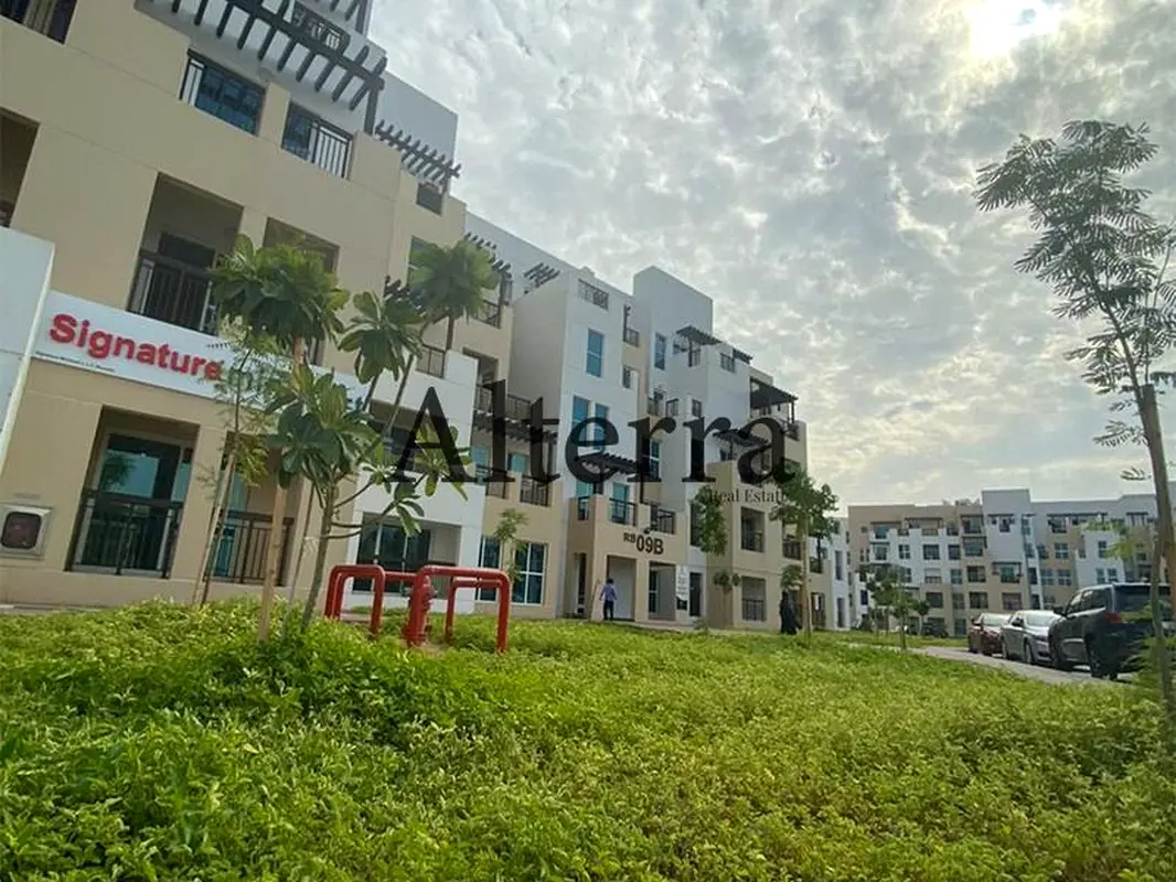 Bright 2BR Apartment | Burj khalifa View| Open View Balcony | Family Community