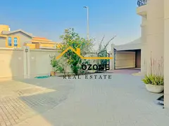 Spacious &amp; Bright 4-Master BR 3-Majlis Big Parking &amp; Garden villa