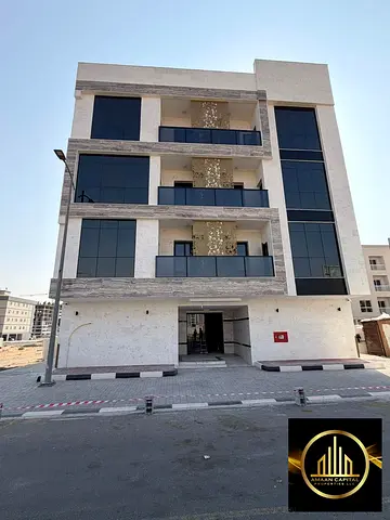مبنى سكني تملك حر لجميع الجنسيات للبيع بالشارقه
