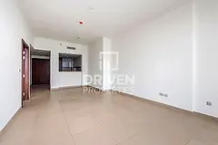 Mid Floor Unit | Skyline View | Vacant Soon