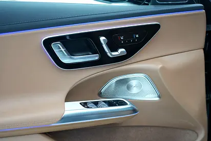 Mercedes-Benz E-Class E 300, миниатюра 14