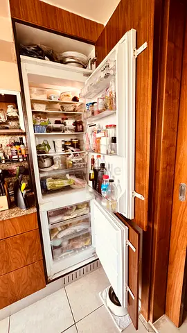 Whirlpool Built-in Refrigerator Freezer - excellent Working Condition