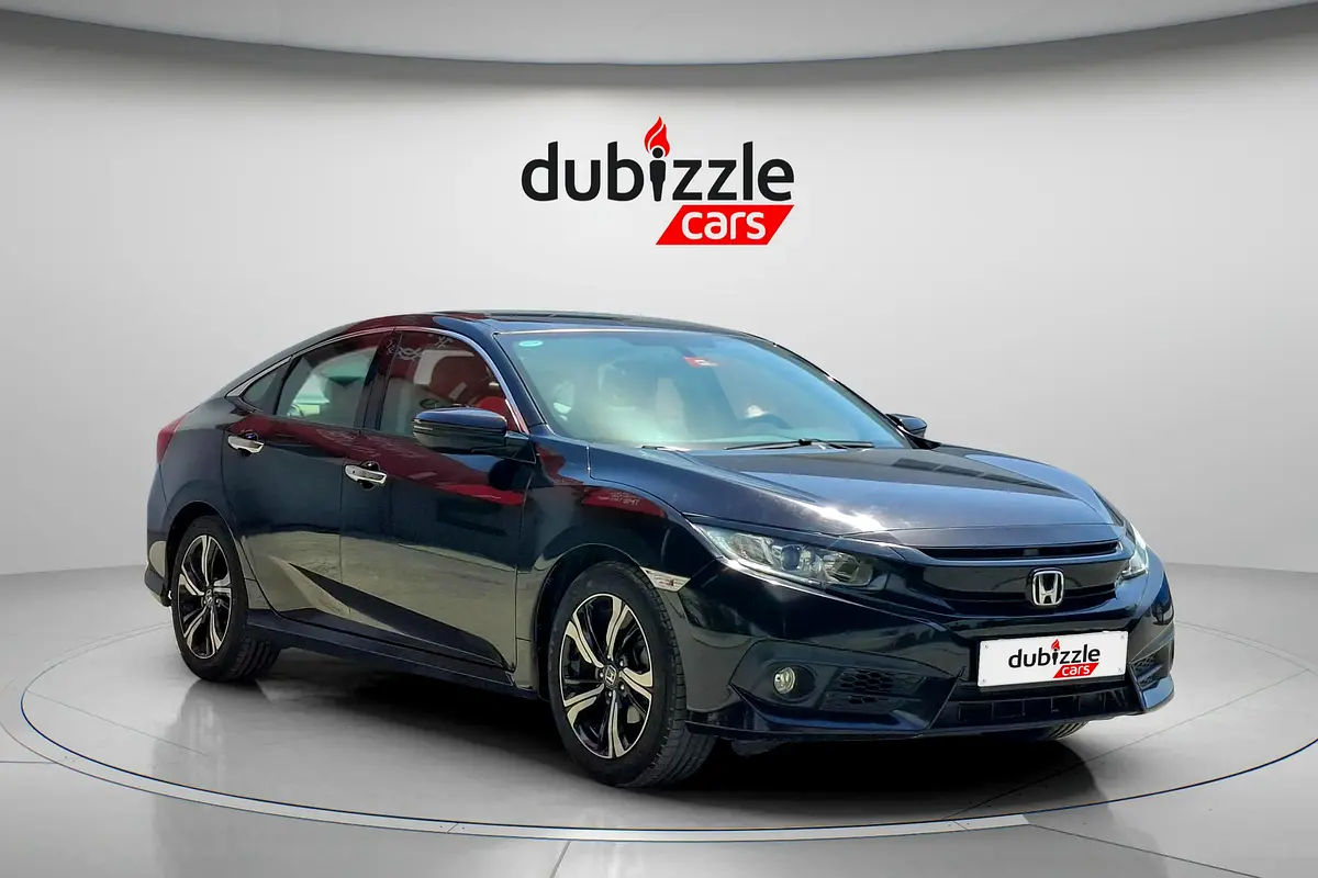 Honda Civic 2018 — photo 1 of 15