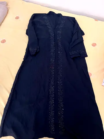 Black abaya for girls (size 42) 5-7 years