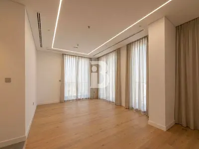Prestigious | Garden | District