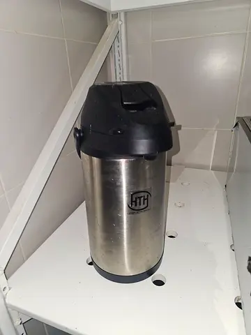 Stainless Steel Electric Kettle (Used) - Compact