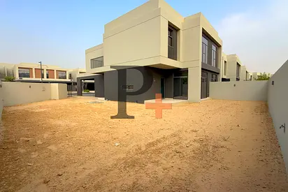 Huge Plot | Corner Single Row | Secure Now