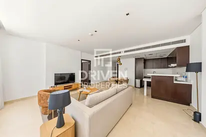 Ready to Move in | Low Floor | Prime Location