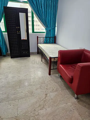 Excutive Bed Space Available for Indian  Pakistani