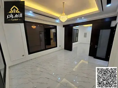 فيلا من ثلاثة طوابق للبيع في حيليو 2 - موقع مميز