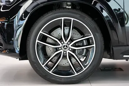 2026 Mercedes-BENZ GLE thumbnail 6