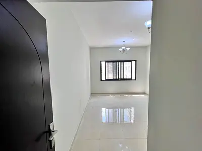 شقة غرفة وصالة الجرف 3 خلف السوق الصيني صالة منفصلة تكييف مركزي صيانة على المالك موقع حيوي قرب فيستيفال عجمان 31 ألف