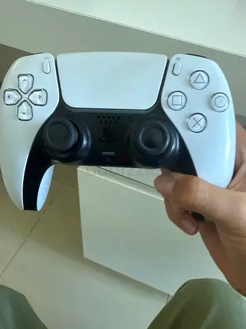 Used PS5 DualSense Wireless Controller - White (Good Condition)