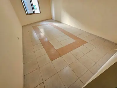 Spacious 2bhk with open view//free parking nearby//very near to corniche