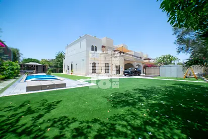 Large Plot | 4 Beds + Maid | Private Pool