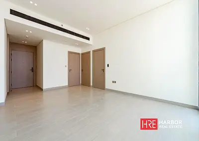 Brand New Unit | High Floor | Closed Kitchen