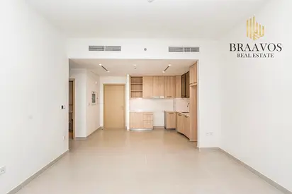 BRAND NEW | READY TO MOVE | MODERN