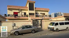 For sale a building near Falcon Tower A building consisting of 6 apartments 2 three rooms and a livi