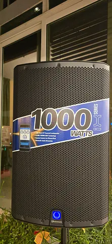Turbosound IX15 active speaker