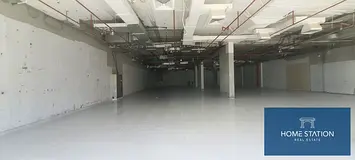 READY TO MOVE FITTED SHOP