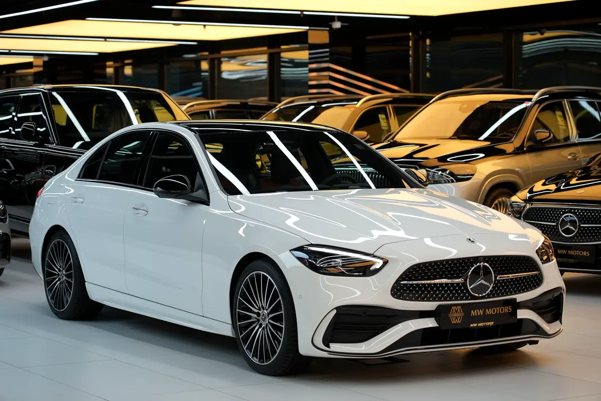 Mercedes-Benz C-Class 2026 — photo 1 of 19
