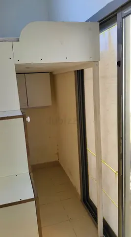 Partition for single or couple next to Zulekha hospital OPP to bus stop Nahda Dubai