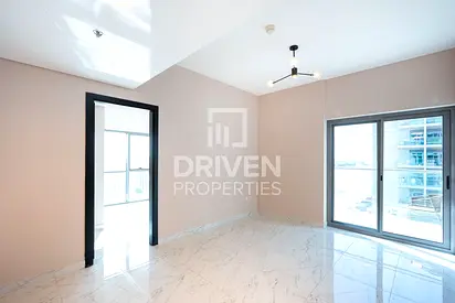 Modern Layout | Serene Living | Mid Floor