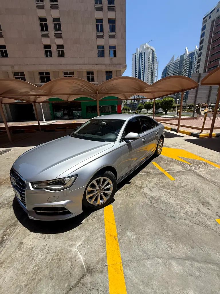 Audi A6 2017 — photo 1 of 14