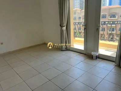 شقة استوديو | شرفة | إطلالة على المسبح والفناء