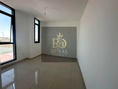 صفقة مميزة | تاون هاوس غرفتين على الشارع الرئيسي | بالقرب من الحديقة و المول | نسمة ريزيدنس – الطي، الشارقة