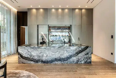 Ultra-Luxury Signature Villa | Exceptional Designer Interiors | Waterfront Living