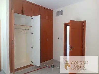 قطعة أرض متعددة الاستخدامات متاحة | ذا جرينز | مناظر مواجهة للحديقة