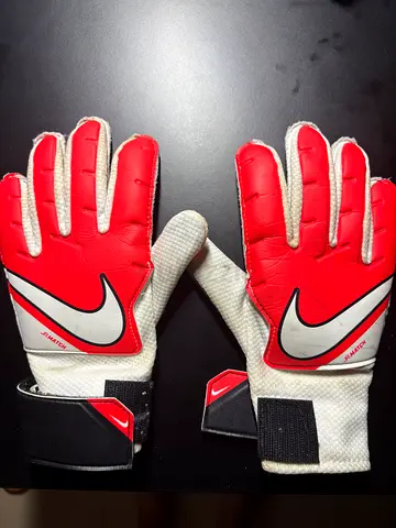 Nike Goalkeeper Gloves (Red/White) - Used (size 5)