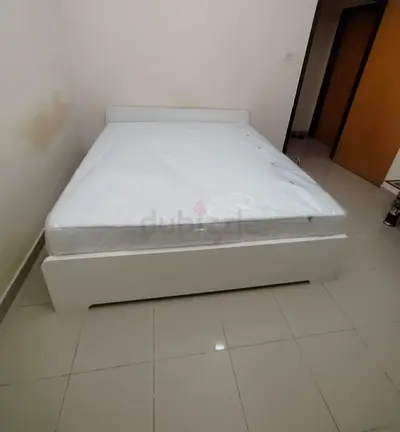 Ikea askovol king size bed frame with Ikea mattress 180×200cm