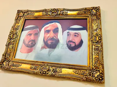 Large Kings Ornate Gold Framed Wall Painting (Vintage Style)