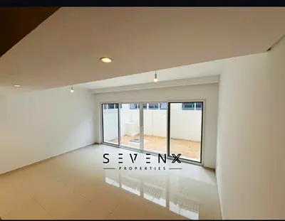 Brand New 4BR Villa | Rooftop | Park View
