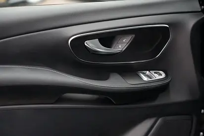 Mercedes-Benz V-Class V 300, миниатюра 17